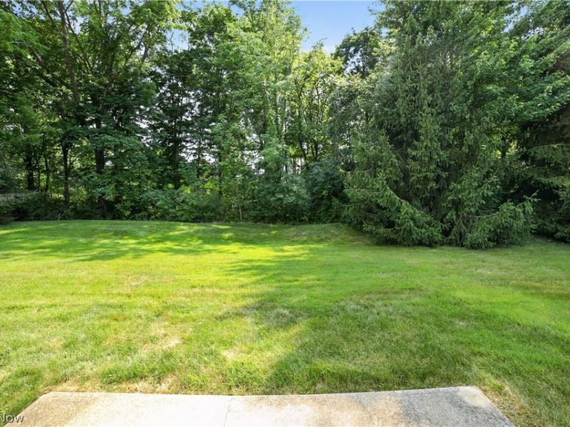 29361 Hummingbird Circle, Westlake, OH 44145 Photo 27