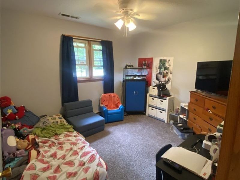 8292 Ravenna Avenue, Louisville, OH 44641 Photo 9