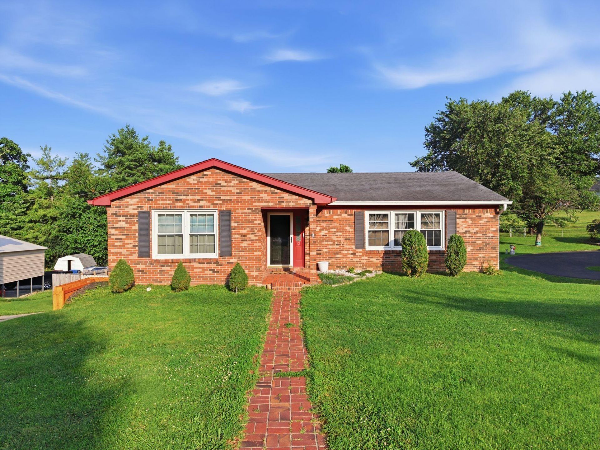 13 Bel Air Drive, Winchester, KY 40391 Main Photo