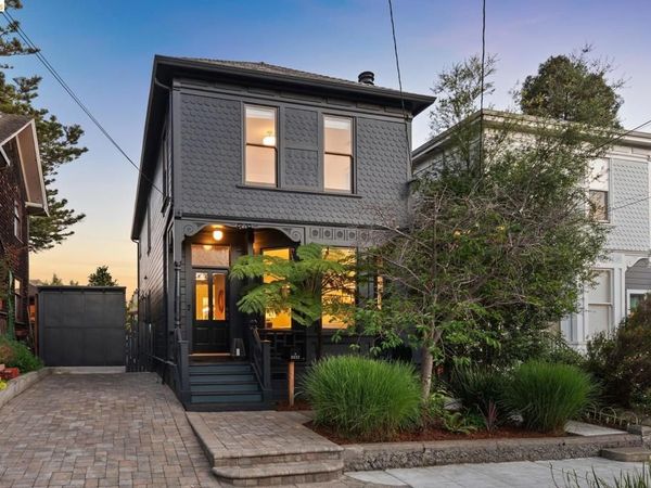 2222 Blake St, Berkeley, CA 94704