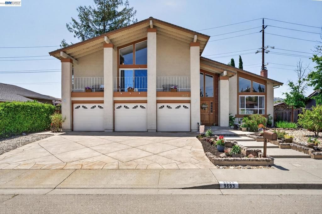 9693 Thunderbird Drive, San Ramon, CA 94583 Main Photo
