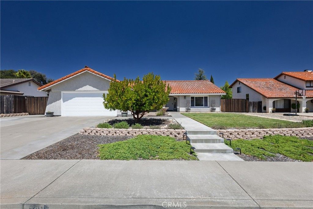 40 Galaxy, Lompoc, CA 93436 Main Photo