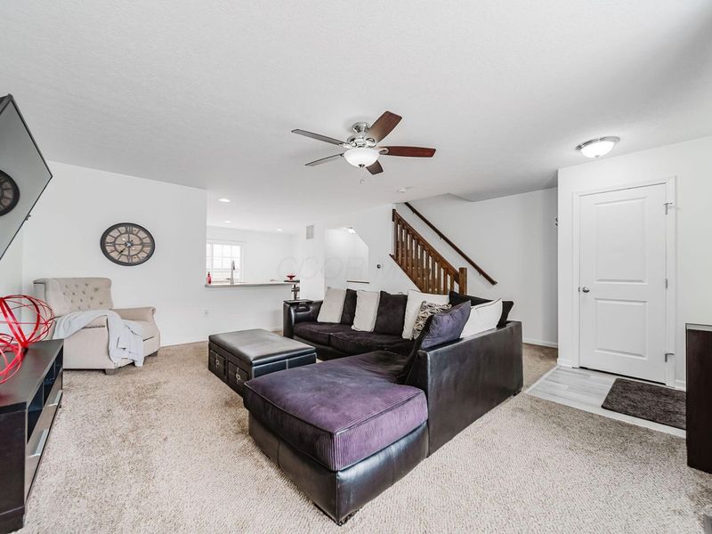 6186 Needletail Road, Unit 66, Columbus, OH 43230 Photo 4