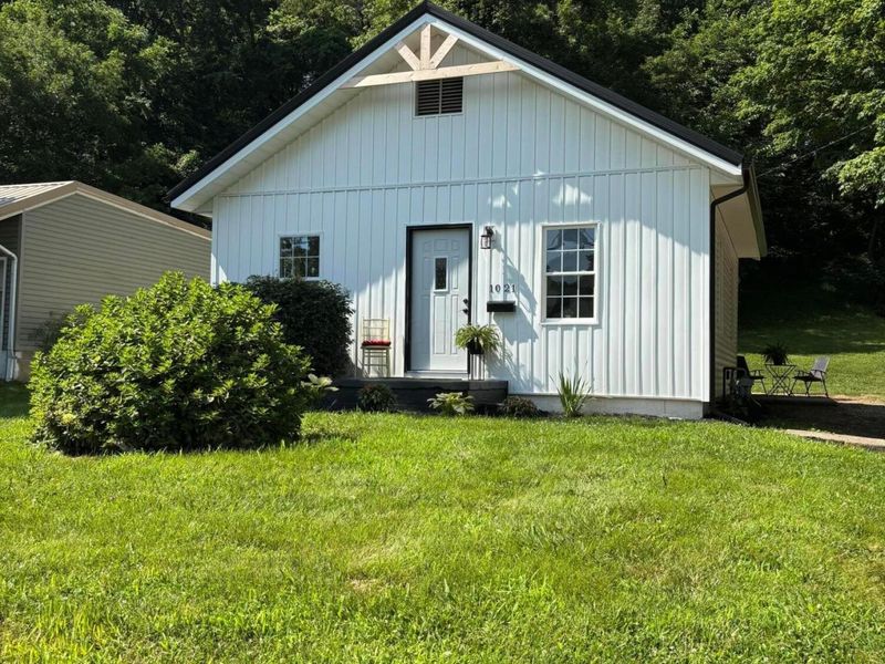 1021 Sugar Grove Road SE, Lancaster, OH 43130 Photo 2
