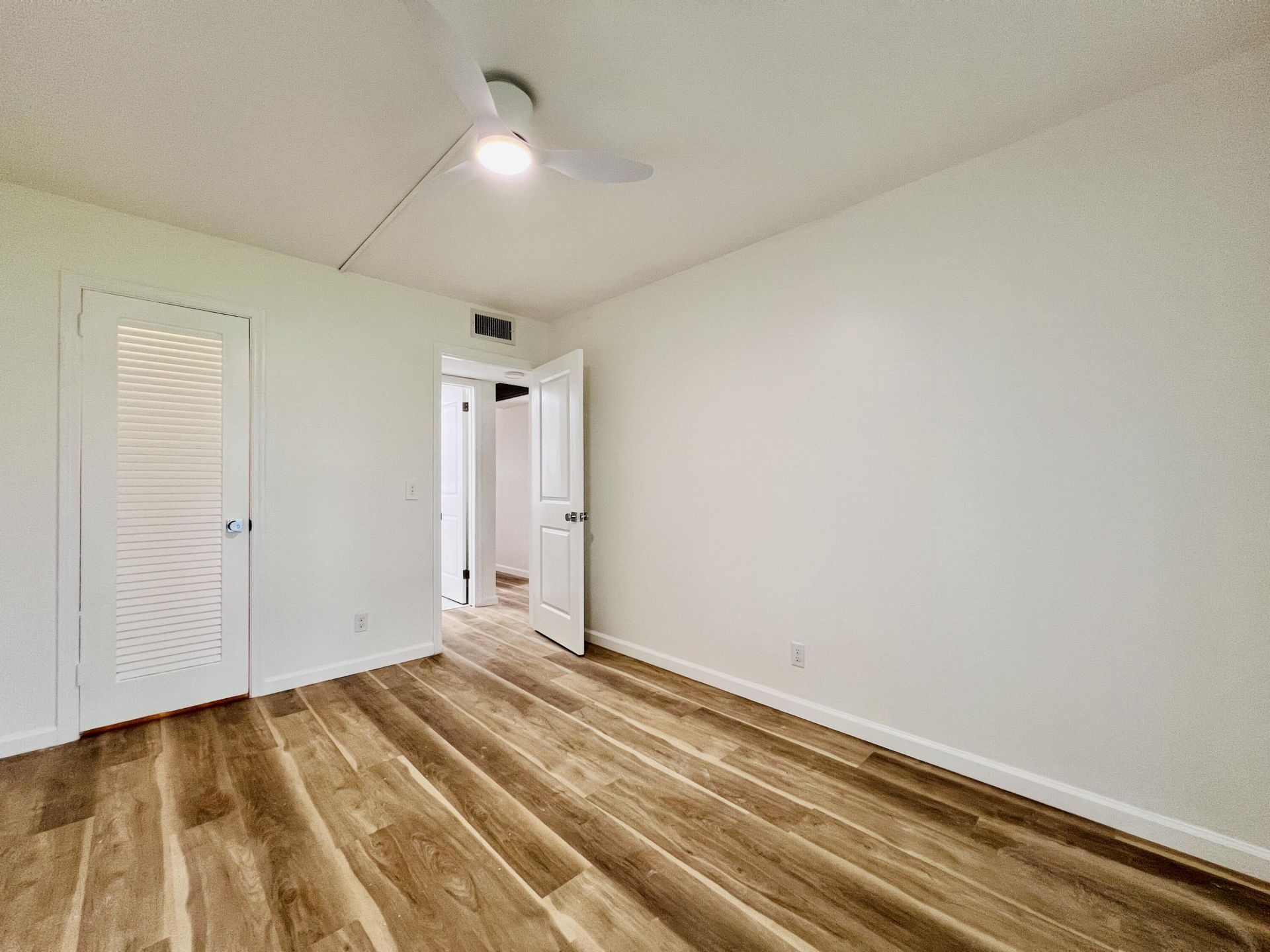 5 Hastings A, West Palm Beach, FL 33417 Photo