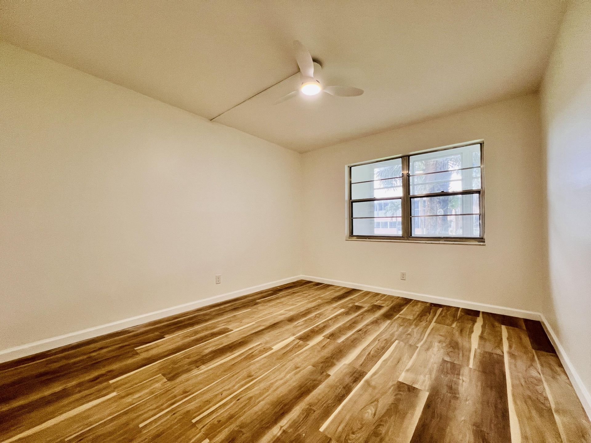 5 Hastings A, West Palm Beach, FL 33417 Photo