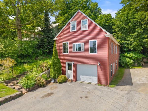 137 Main Street , Winterport, ME 04496