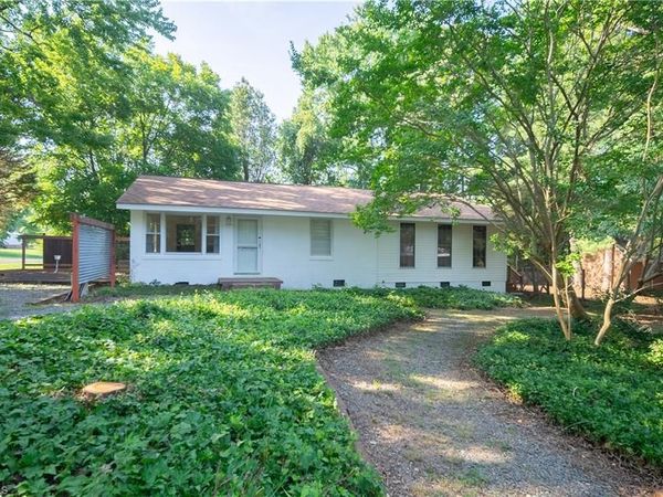 7606 Bailey Lane , Liberty, NC 27298