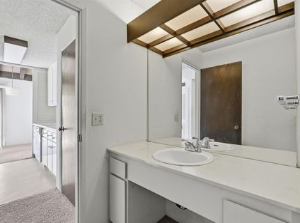 873 Woodside Ln #12, Unit 12, Sacramento, CA 95825 Photo