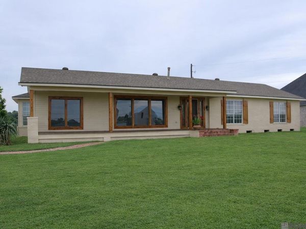 7058 Island Rd, Jarreau, LA 70749