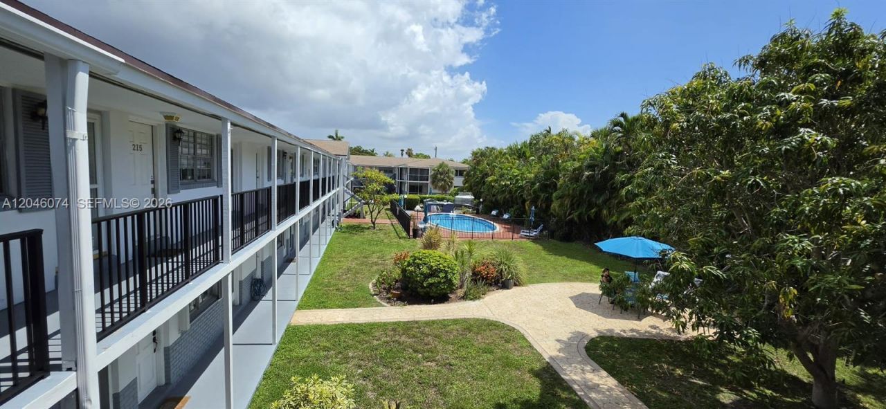 1431 S 14th Ave, Unit 217, Hollywood, FL 33020 Photo