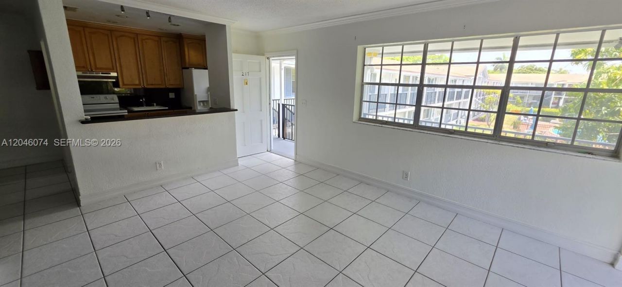 1431 S 14th Ave, Unit 217, Hollywood, FL 33020 Photo