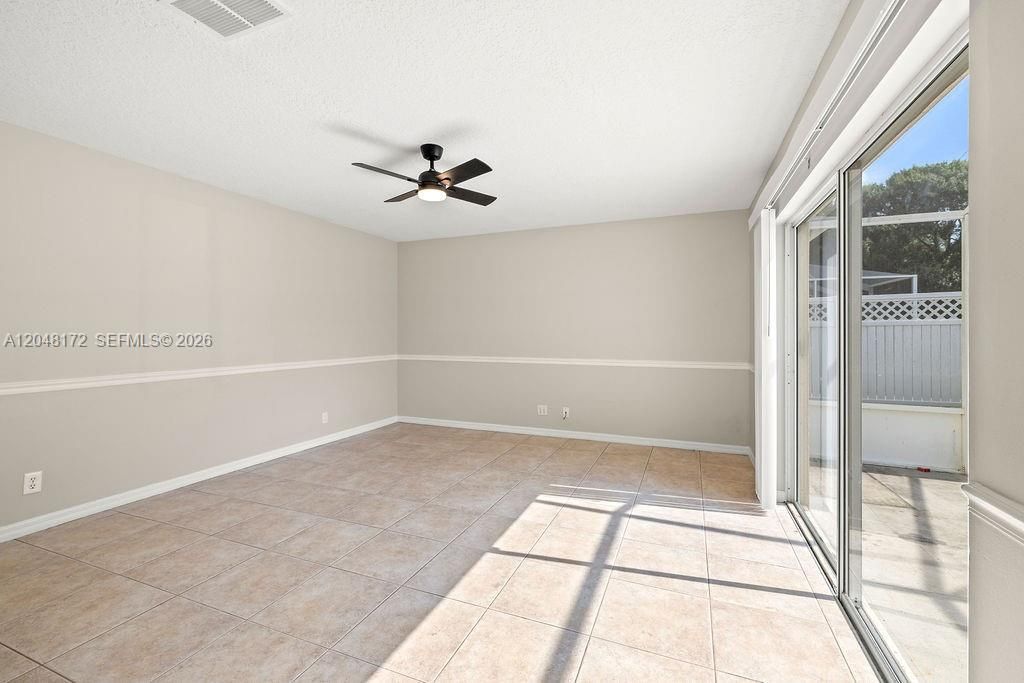 1542 N Lawnwood Cir , Unit 37D, Fort Pierce, FL 34950 Photo