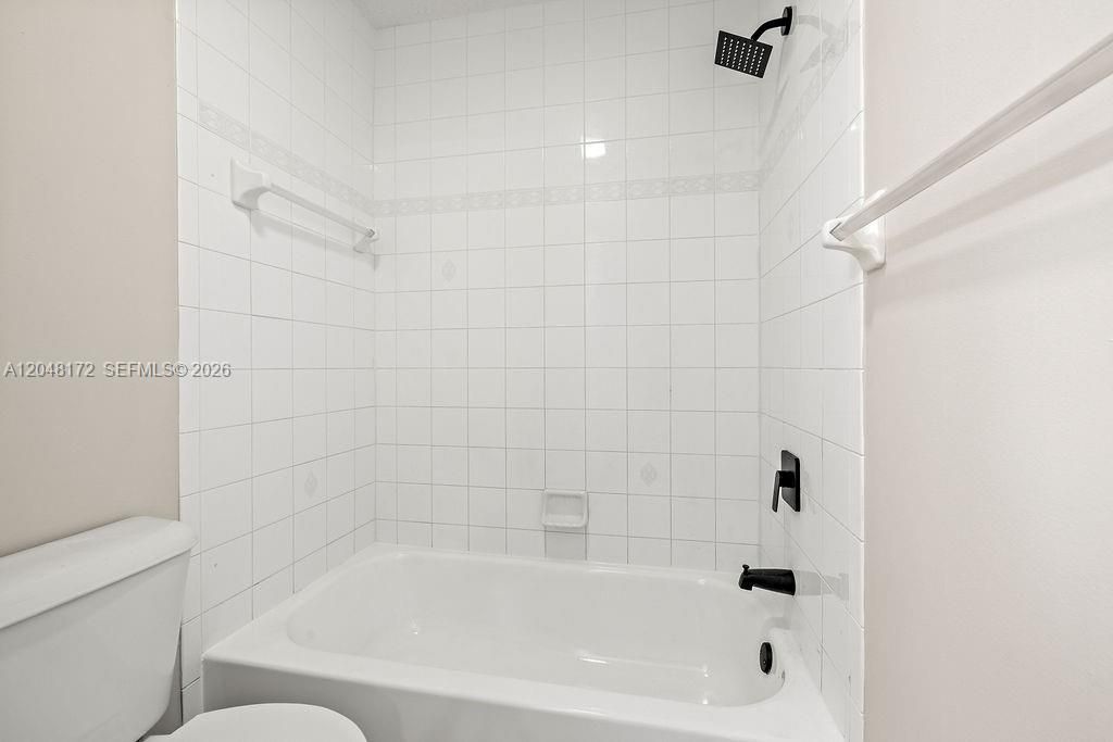 1542 N Lawnwood Cir , Unit 37D, Fort Pierce, FL 34950 Photo