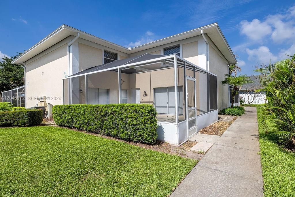 1542 N Lawnwood Cir , Unit 37D, Fort Pierce, FL 34950 Photo