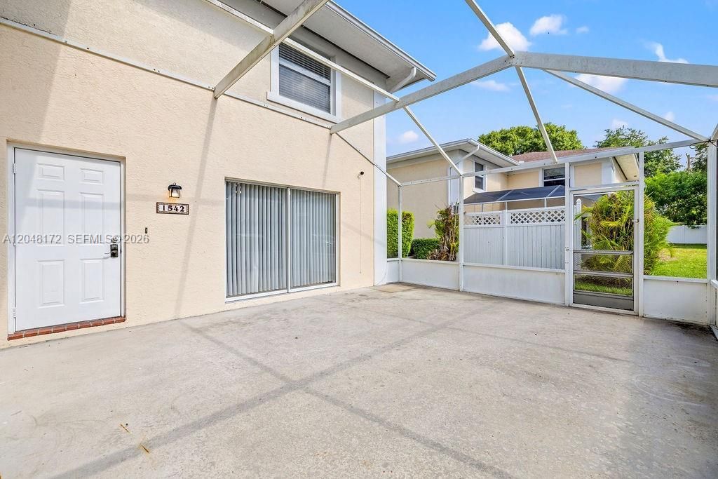 1542 N Lawnwood Cir , Unit 37D, Fort Pierce, FL 34950 Photo