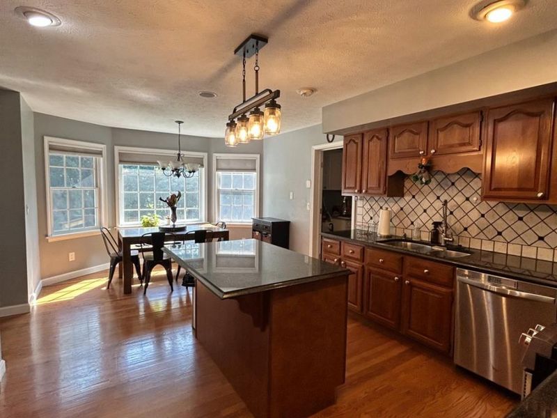 1304 Northwoods Drive, Hillsboro, OH 45133 Photo 7