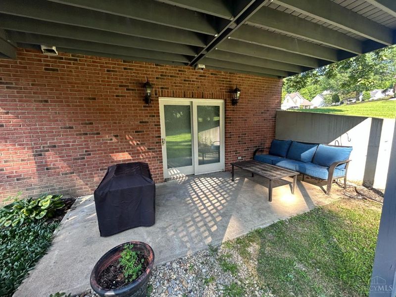 1304 Northwoods Drive, Hillsboro, OH 45133 Photo 73