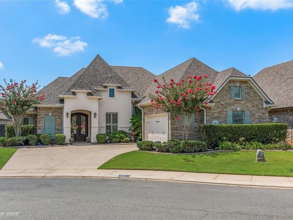 518 Falling Water Circle, Bossier City, LA 71112