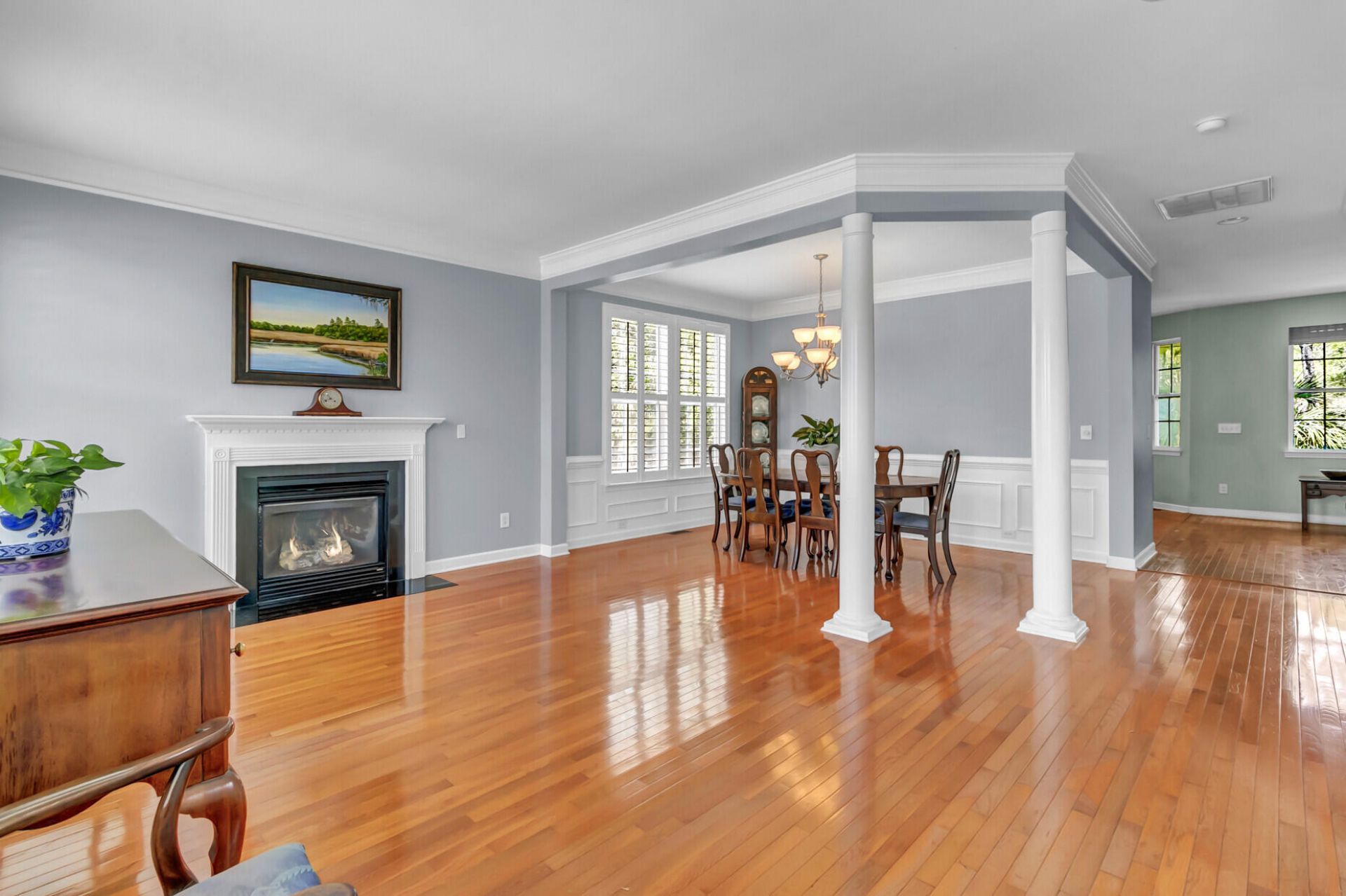 3108 Sonja Way Photo 4