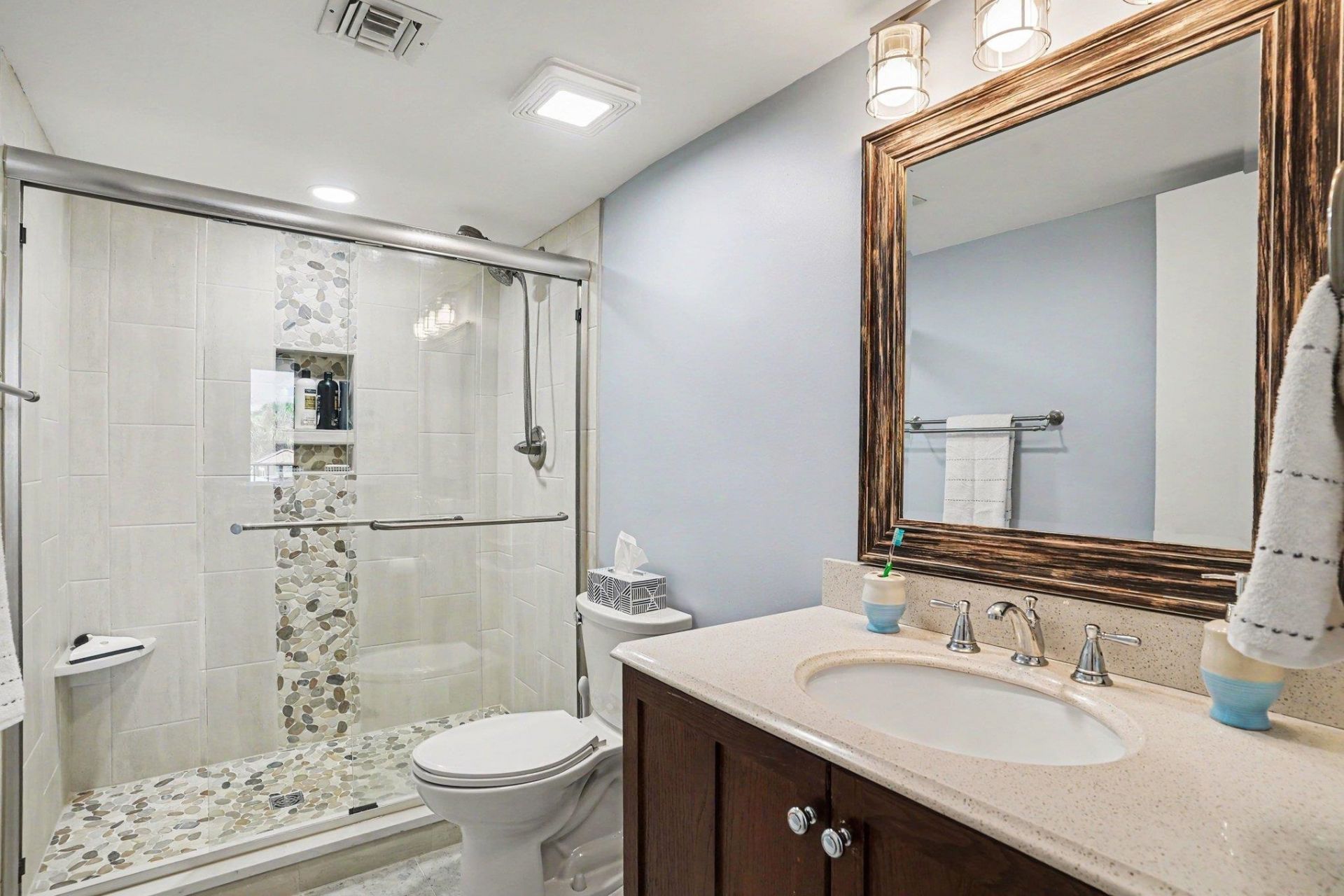 7601 N Ocean Blvd.  Photo 9