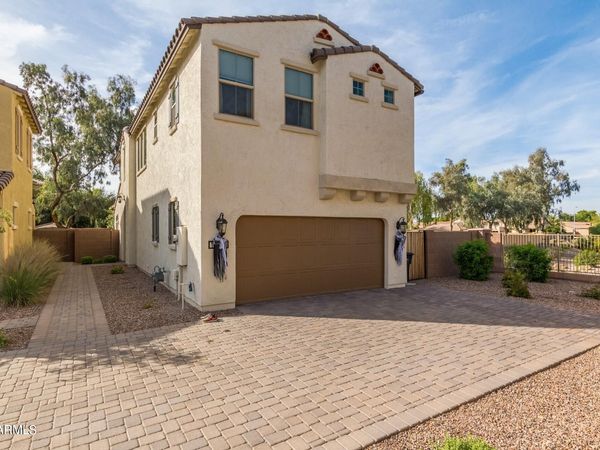 1942 S Sycamore Place, Chandler, AZ 85286