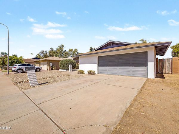 11413 N 56TH Avenue, Glendale, AZ 85304