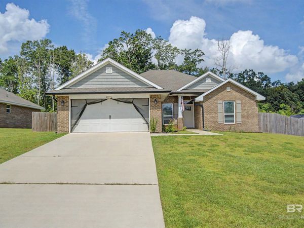22976 Ridgewood Drive, Robertsdale, AL 36567