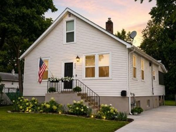 235 Midway Avenue, Kirkwood, MO 63122