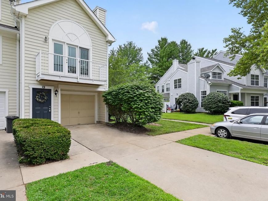 19 Bronco Court, Germantown, MD 20874 Main Photo