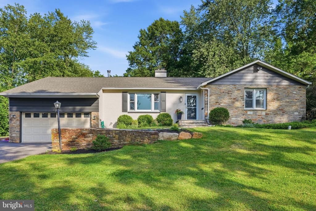 607 MCKEAN ROAD , AMBLER, PA 19002