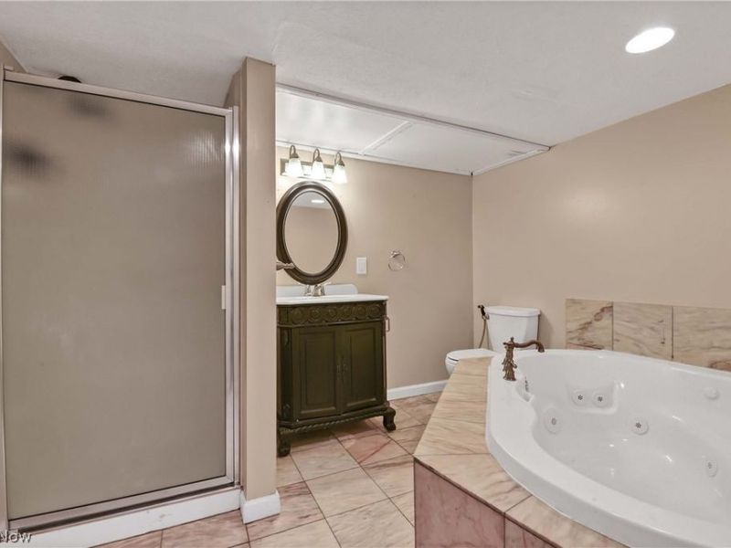 1738 Coes Post Run, Westlake, OH 44145 Photo 32