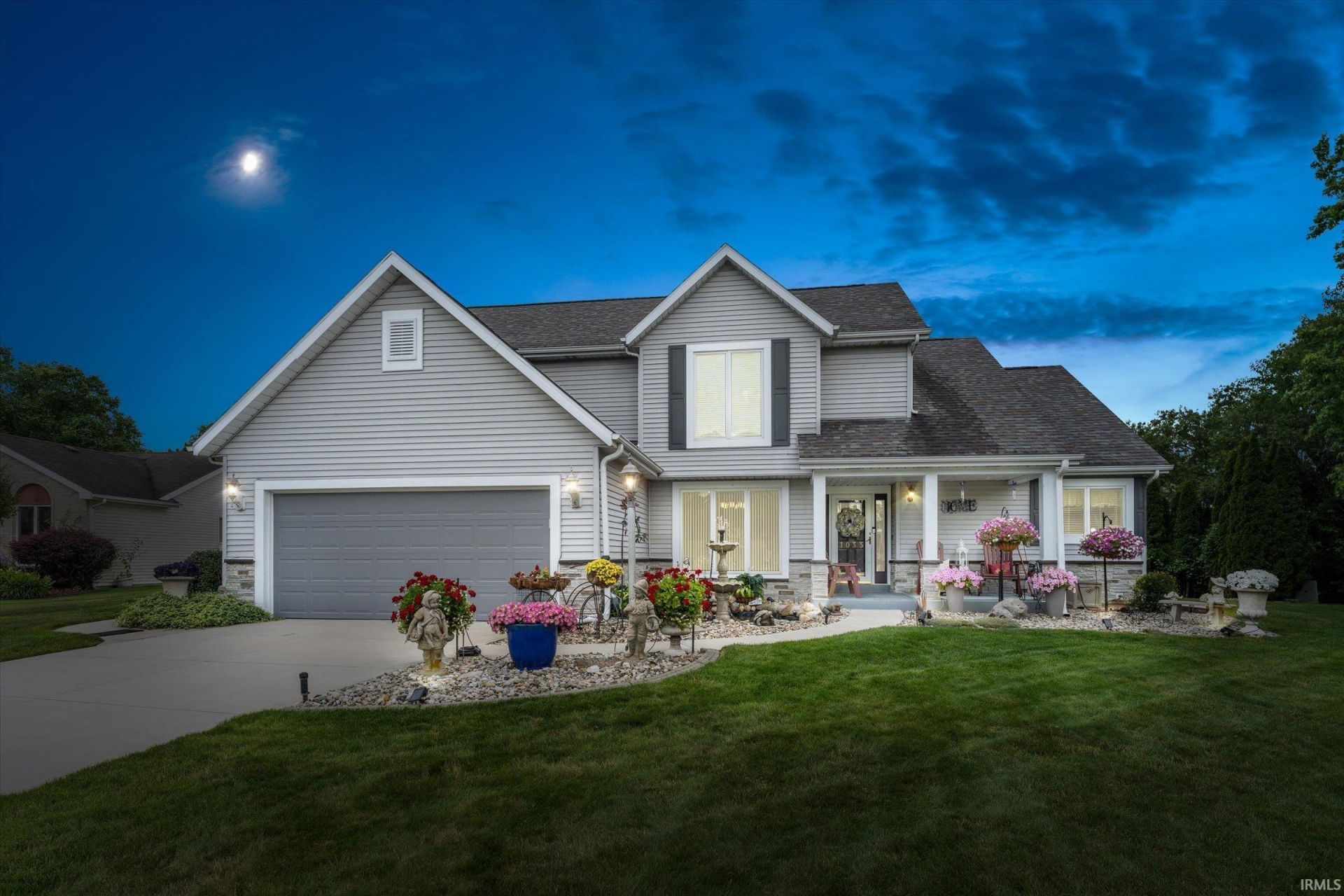 1033 Hermitage Drive, South Bend, IN 46614 Main Photo