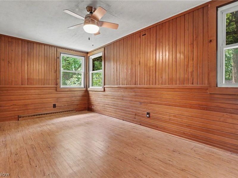 10528 Country Club Lane, Deerfield, OH 44449 Photo 15