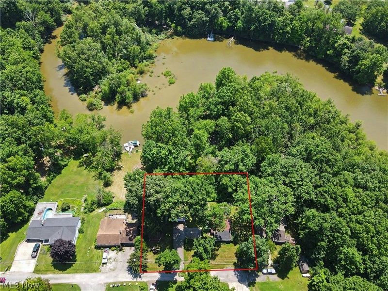 10528 Country Club Lane, Deerfield, OH 44449 Photo 46
