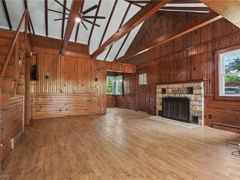 10528 Country Club Lane, Deerfield, OH 44449 Photo 6