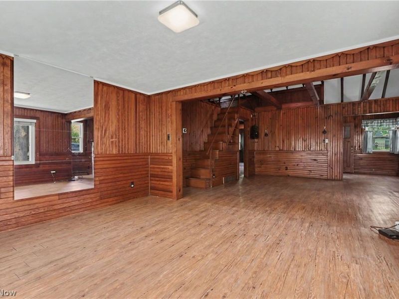 10528 Country Club Lane, Deerfield, OH 44449 Photo 9