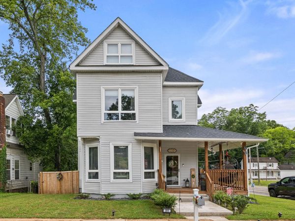 911 Raleigh Ave, Sheffield, AL 35660