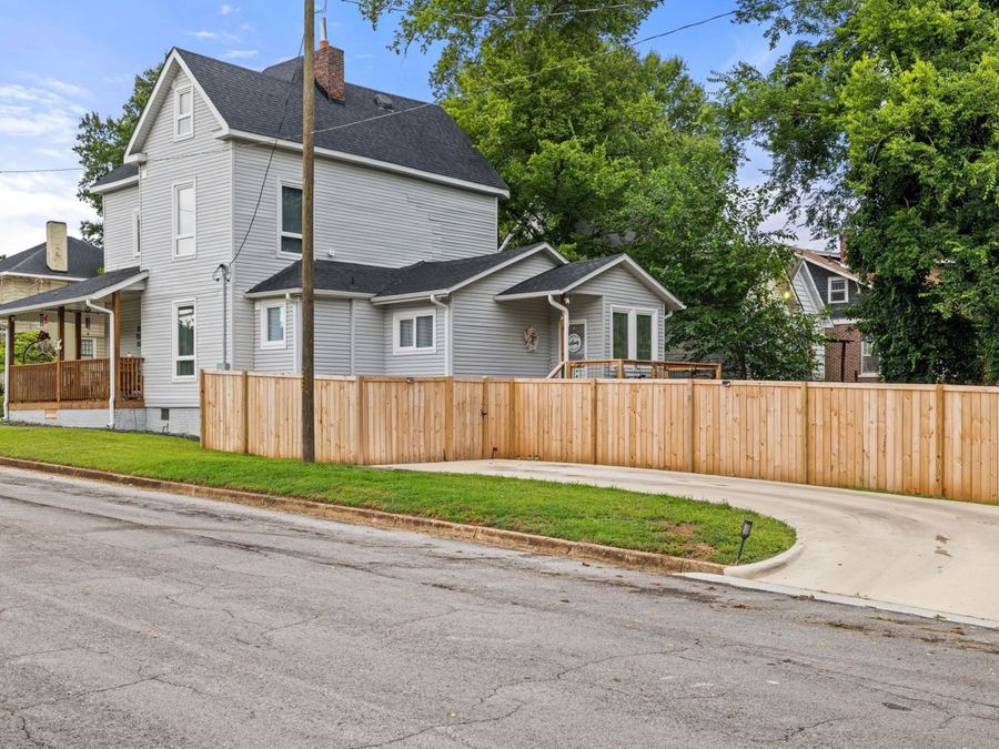 Property Image 38