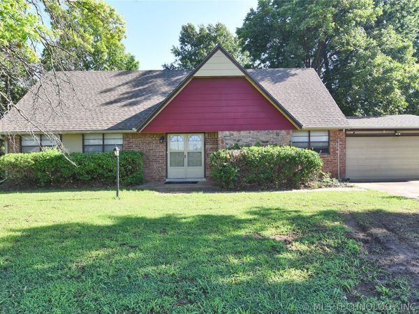 8405 E 126th Street S, Bixby, OK 74008