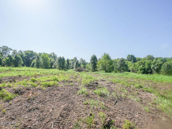 Cusick Rd, Alcoa, TN 37701
