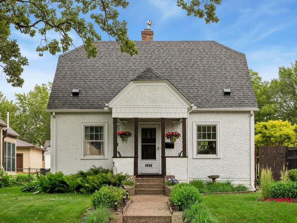 4046 Vincent Avenue N, Minneapolis, MN 55412