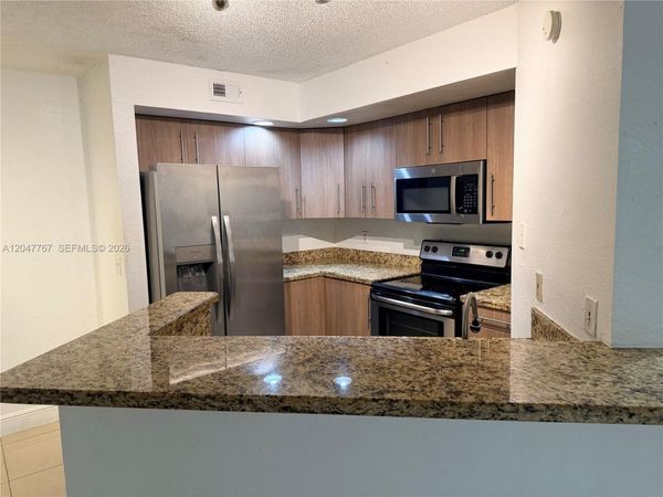 13090 Vista Isles Dr , Unit 111, Sunrise, FL 33325