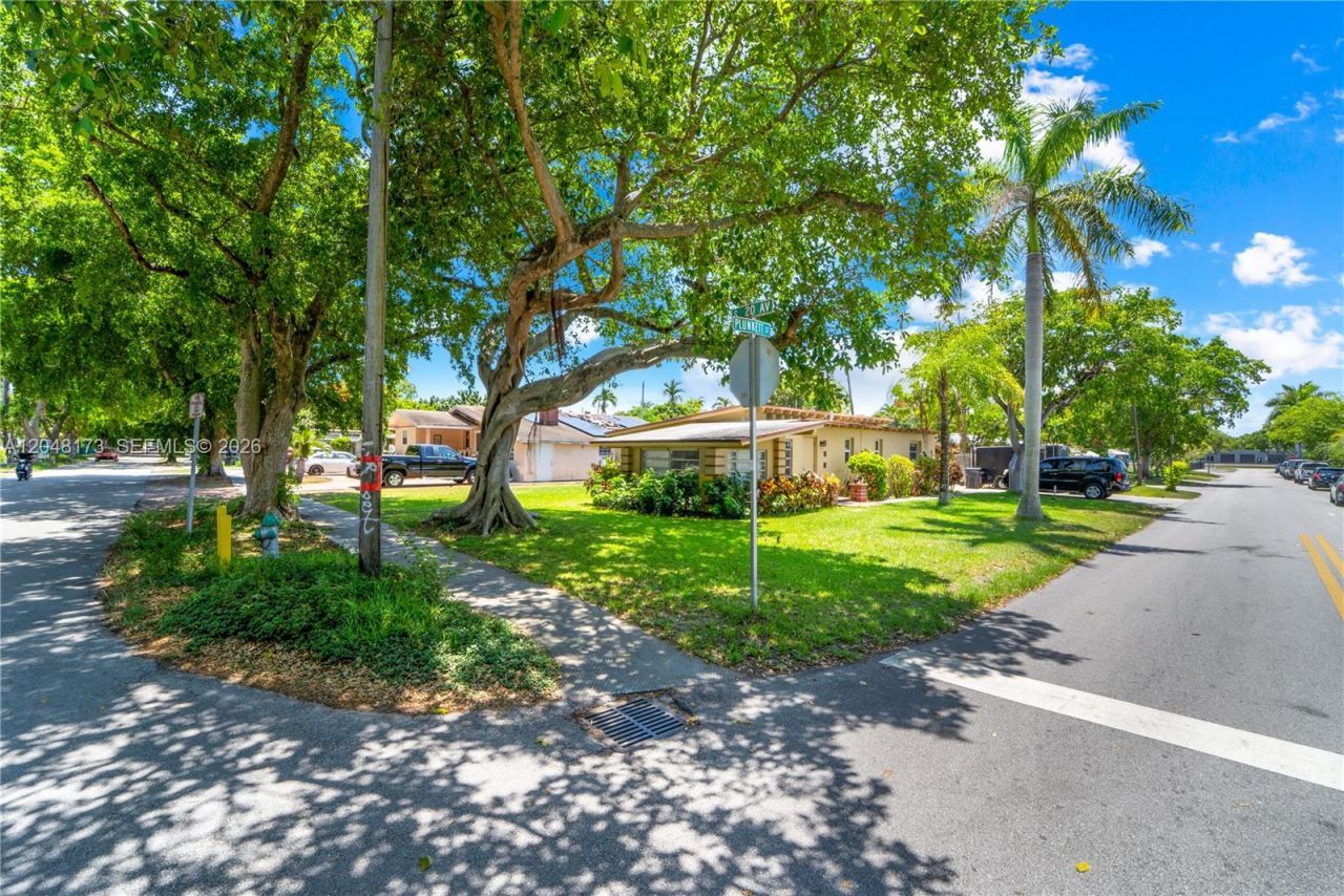 1300 S 20th Ave , Hollywood, FL 33020 Photo