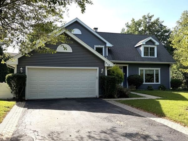 310 Chesterfield Lane , Vernon Hills, IL 60061