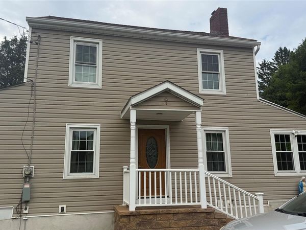 17 Degarmo Road , Poughkeepsie, NY 12603