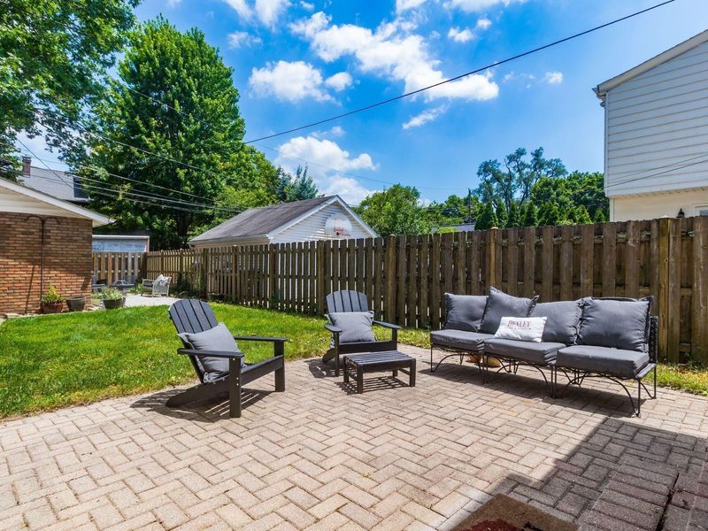 30 S Dawson Avenue, Columbus, OH 43209 Photo 5