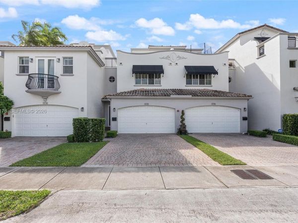 1772 NE 9th St , Unit 7, Fort Lauderdale, FL 33304
