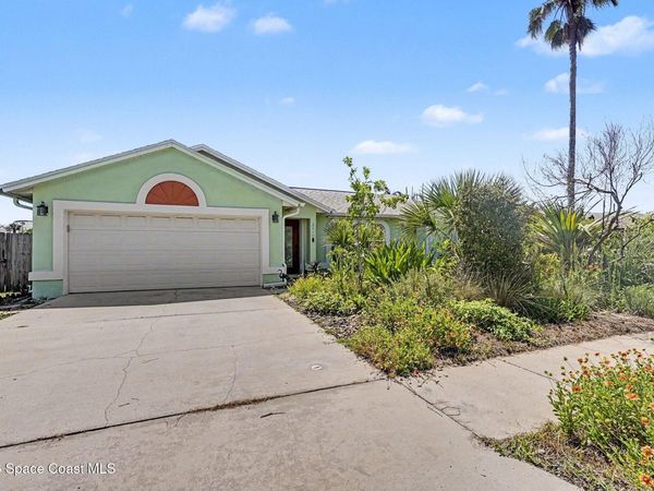 2410 Sea Avenue , Indialantic, FL 32903