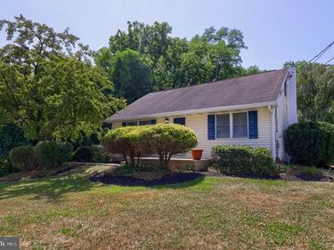 160 BUCH AVENUE, LANCASTER, PA 17601